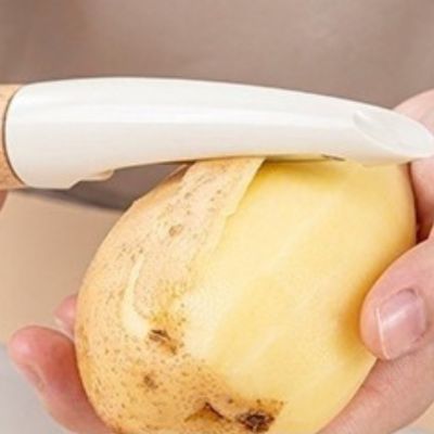 econome a tomate sobre pomme de terre