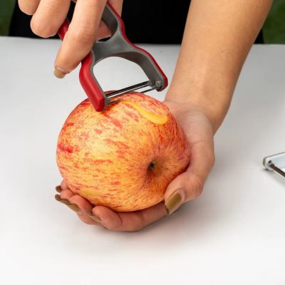 eplucheur legumes pour pomme peau fine
