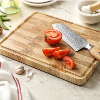 planche à découper bois frêne hygiénique et élégante