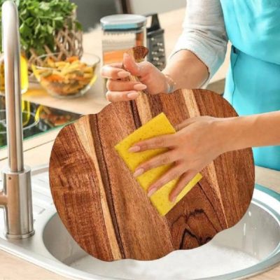 planche a decouper bois citrouille durable entretien facile