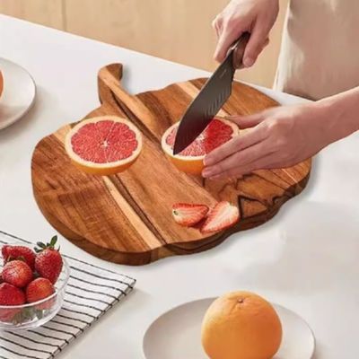 planche a decouper bois citrouille robuste créative belle