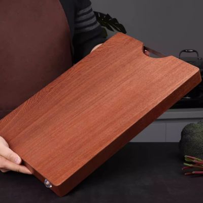 planche à découper en bois d'ebene lisse et espacieuse