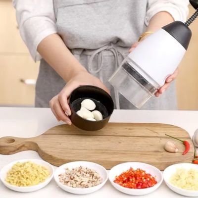 hachoir manuel persil durable résistant ingrédients cuisine