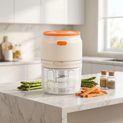 petit hachoir électrique legumes design compact cuisine moderne