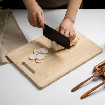 planche a decouper bambou stable durable résistante