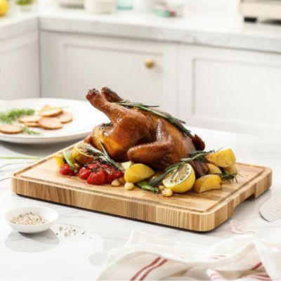 planche à découper bois plateau de présentation poulet rôti