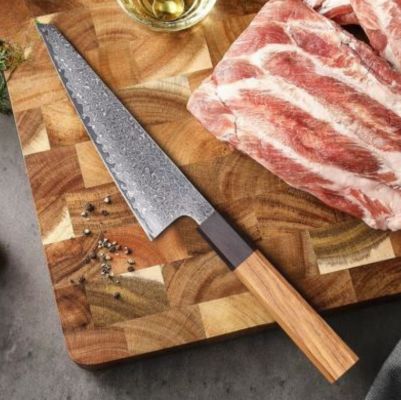 planche à découper bois solide et antidérapante pour viande
