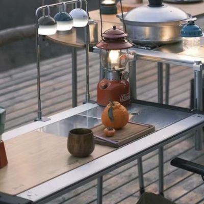 planche a découper bois aventure  camping table