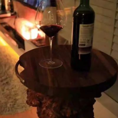 planche a decouper ronde bois ambiance plateau service vin partage