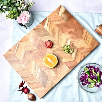 planche en bois à découper surface belle naturelle cuisine