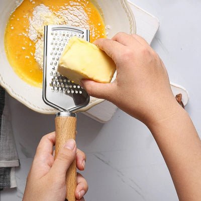 râpe a fromage poignée ergonomique pratique bois bol