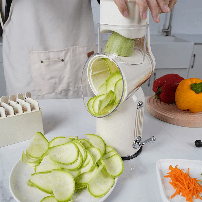 râpe à légumes manuelle courgette cuisine