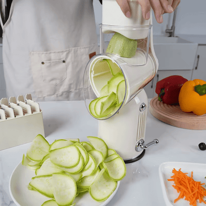 râpe à légumes manuelle courgette cuisine