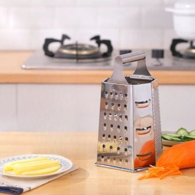 rape inox poignée ergonomique lames tranchantes cuisine pomme de terre